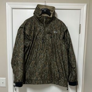 Mossy Oak Brown Performance Jacket with Camouflage Design